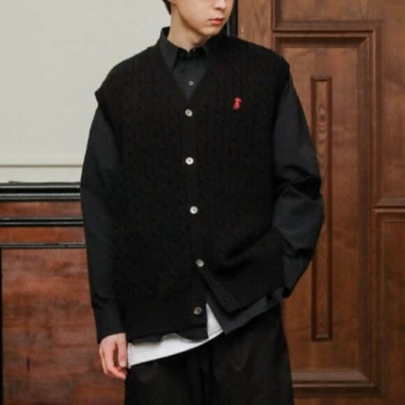 TakeEasy Men's Size Medium Black Raccu Cable Knit Button Up Korean Brand Vest - Picture 2 of 13